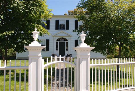 period appropriate fencing